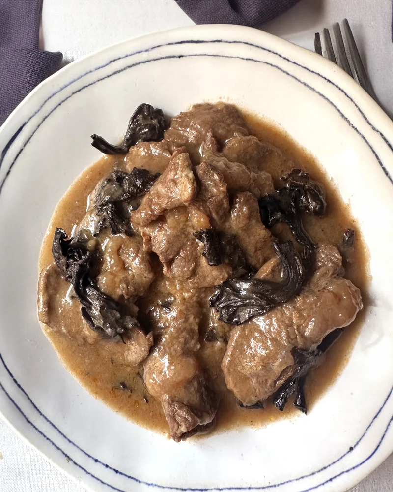 Fricandó con trompeta de los muertos 300 g