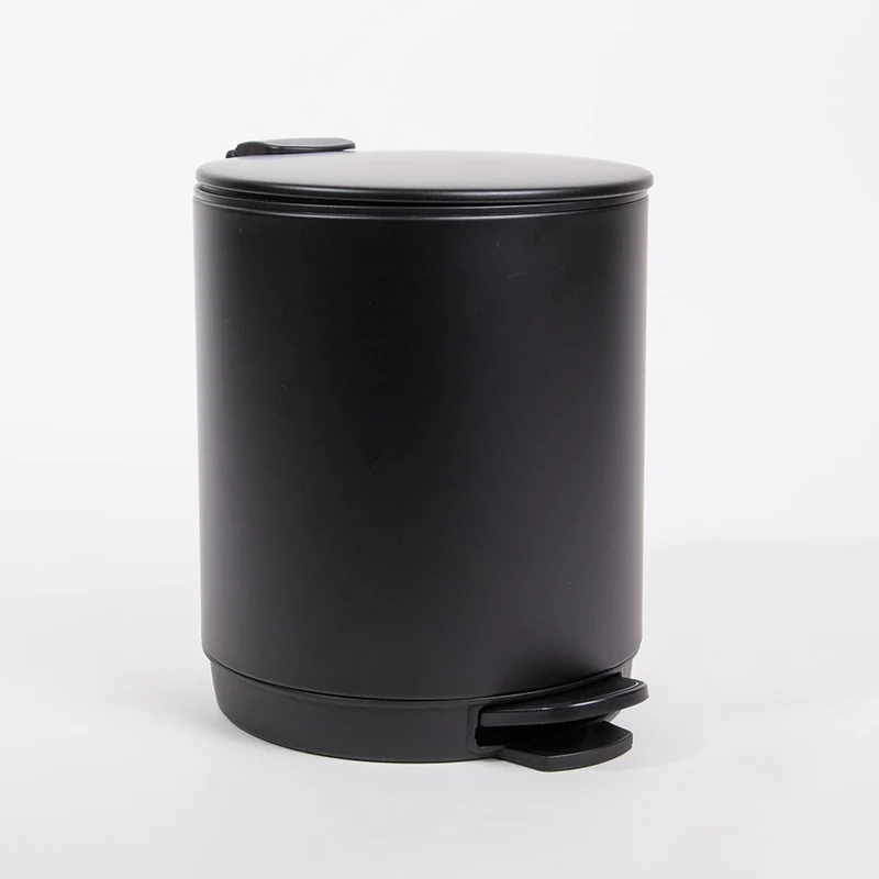 Balde do Lixo CAN com Pedal Preto 5L