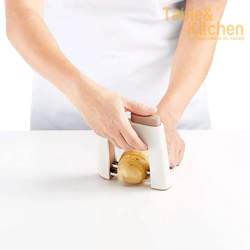 CORTADOR HASSELBACK TERRACOTA LEKUE