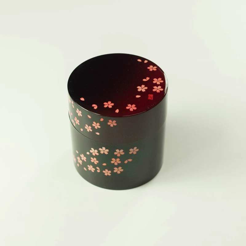 Sakura Petals Tea Canister (350mL)