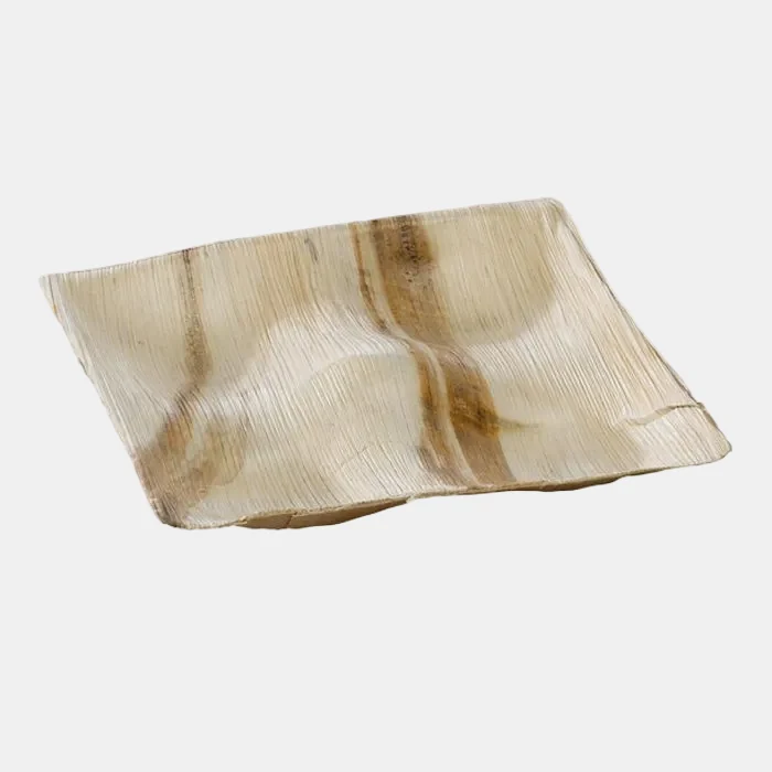 Plato de hoja de palma 4 compartimentos. 20,5 x 20,5 x 2,3 cm - 100 Ud.