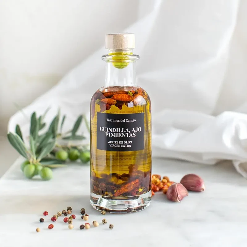 Aceite de Oliva Virgen Extra Con Guindilla, Ajo y Pimientas