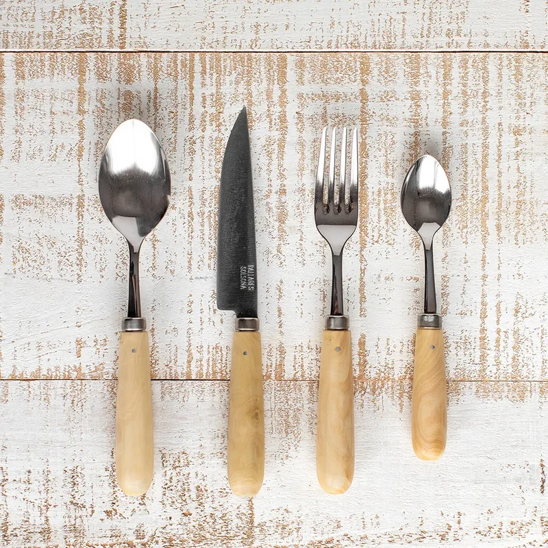 Set de 4 Cubiertos de Madera de Boj