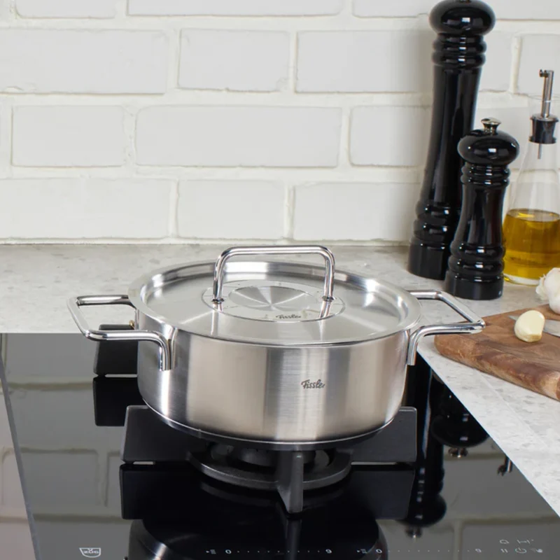 Cacerola con tapa de acero inoxidable Pure Fissler