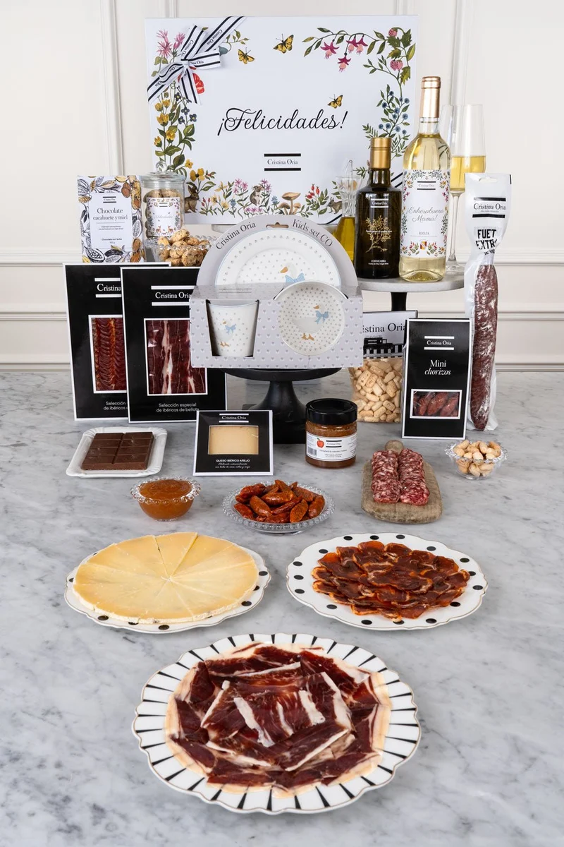 Caja Recién Mamá Aperitivo Premium & Vajilla Infantil CO