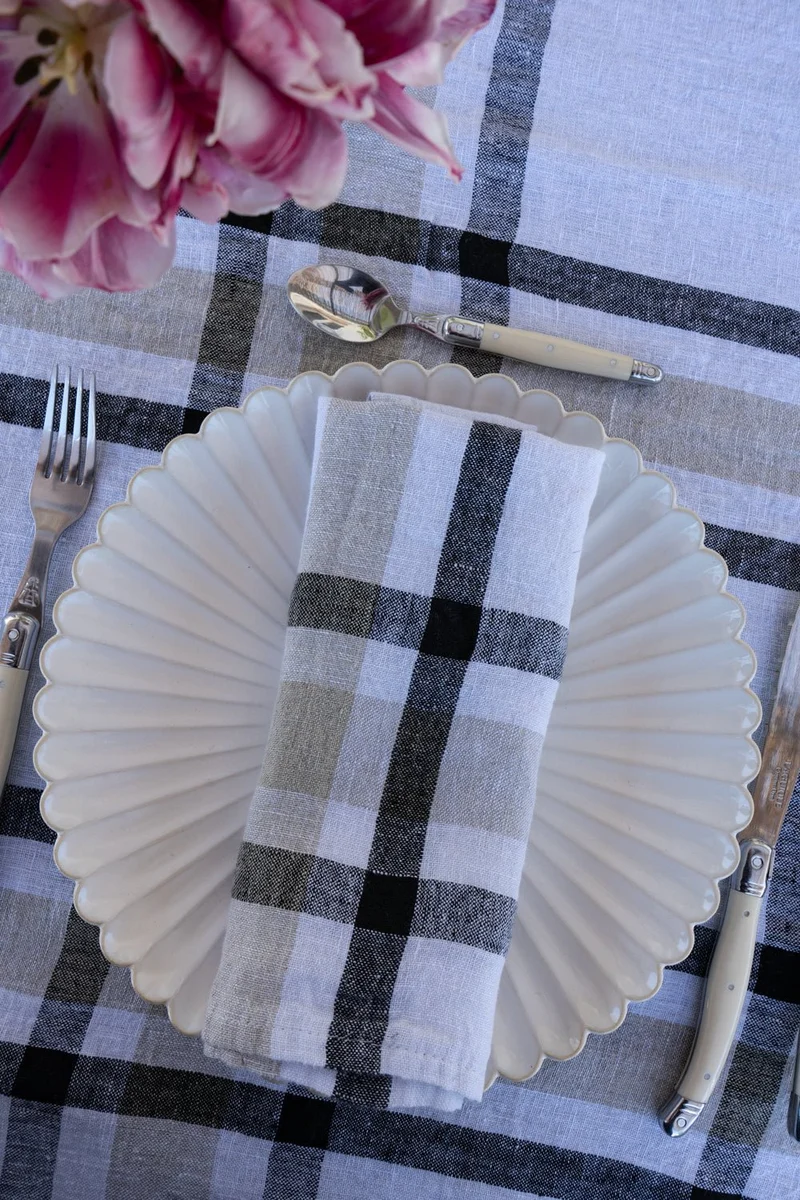 Servilleta De Lino Con Diseño De Cuadros Negros