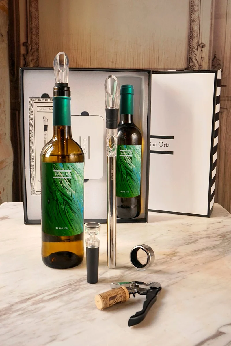 Caja Vino & Gadgets