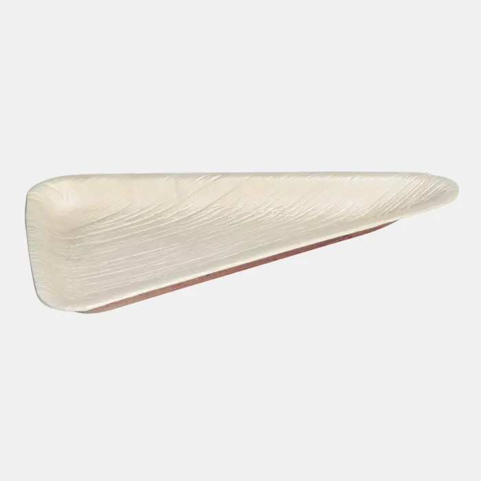 Plato de hoja de palma triangular. 25 x 14 cm - 100 Uds.