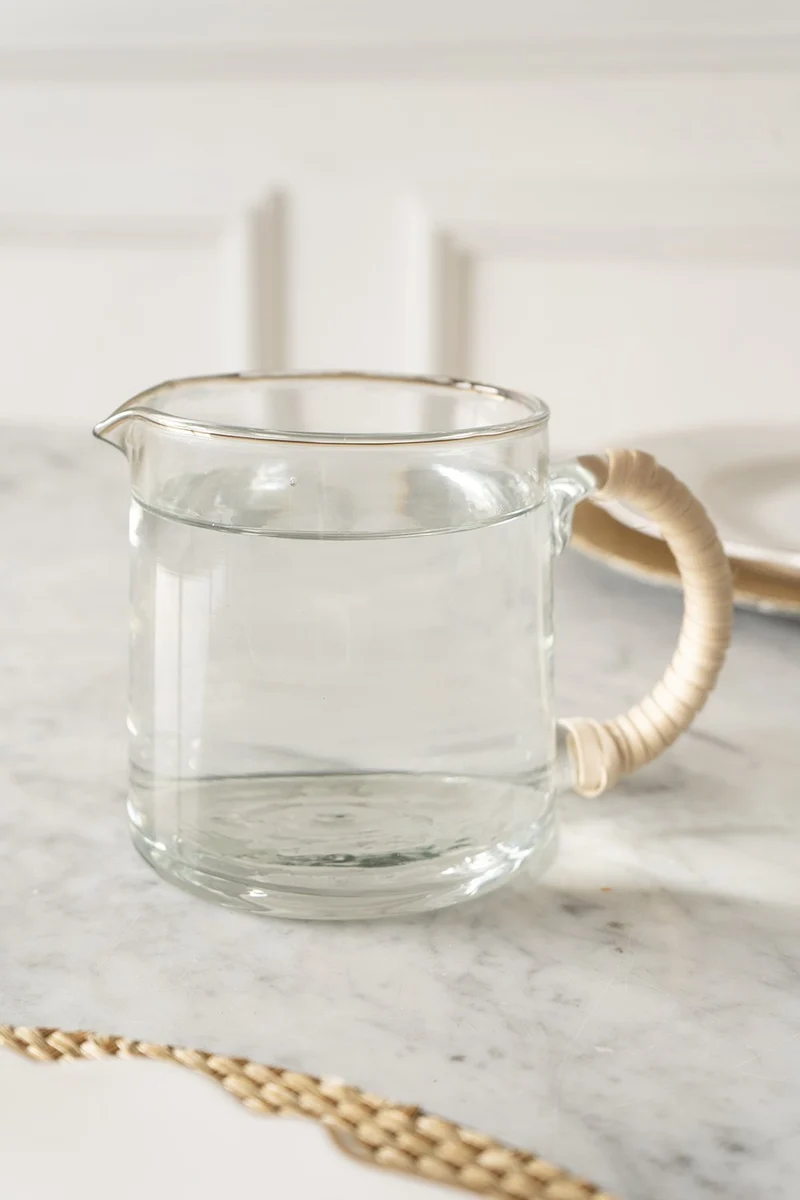 Jarra De Cristal Grande Con Asa De Mimbre