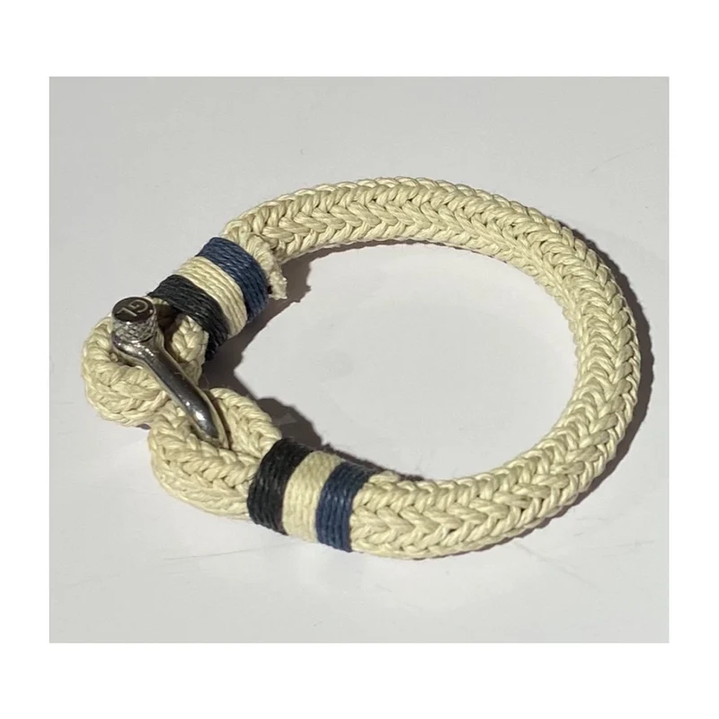 PULSERA GRILLETE GOLD LION BLANCO