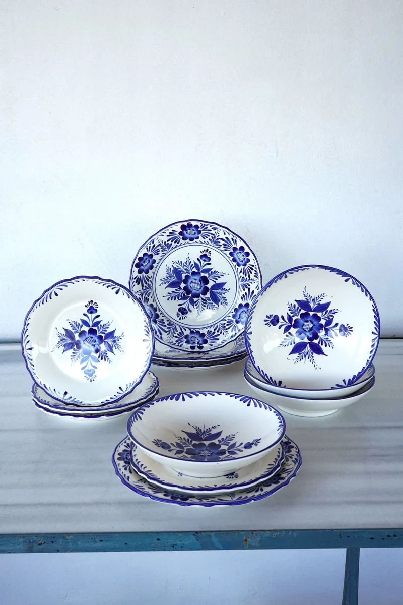 Vajilla Flores Azules Cuatro Personas