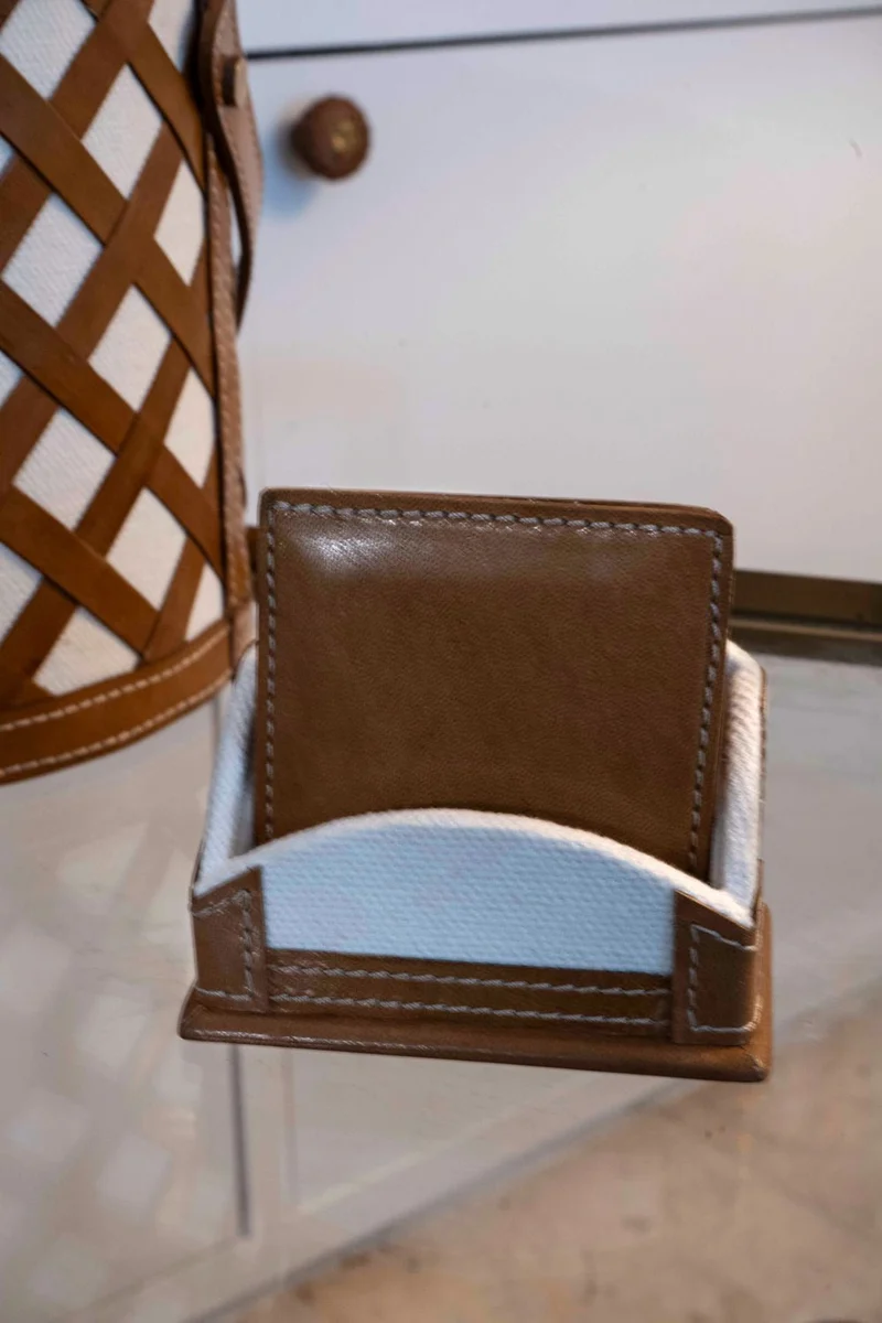 Set De 6 Posavasos De Cuero Y Tela Cuadrados