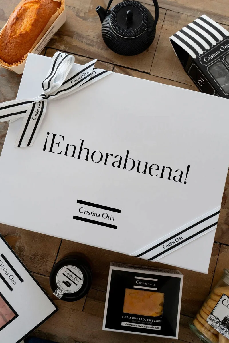 Caja Blanca Co Pequeña "Enhorabuena"