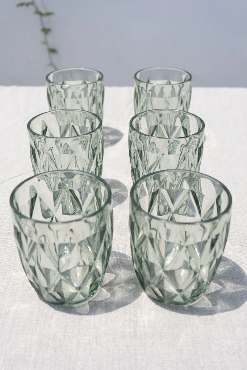 Set 6 Vasos Verdes Acrílicos Con Diseño De Rombos