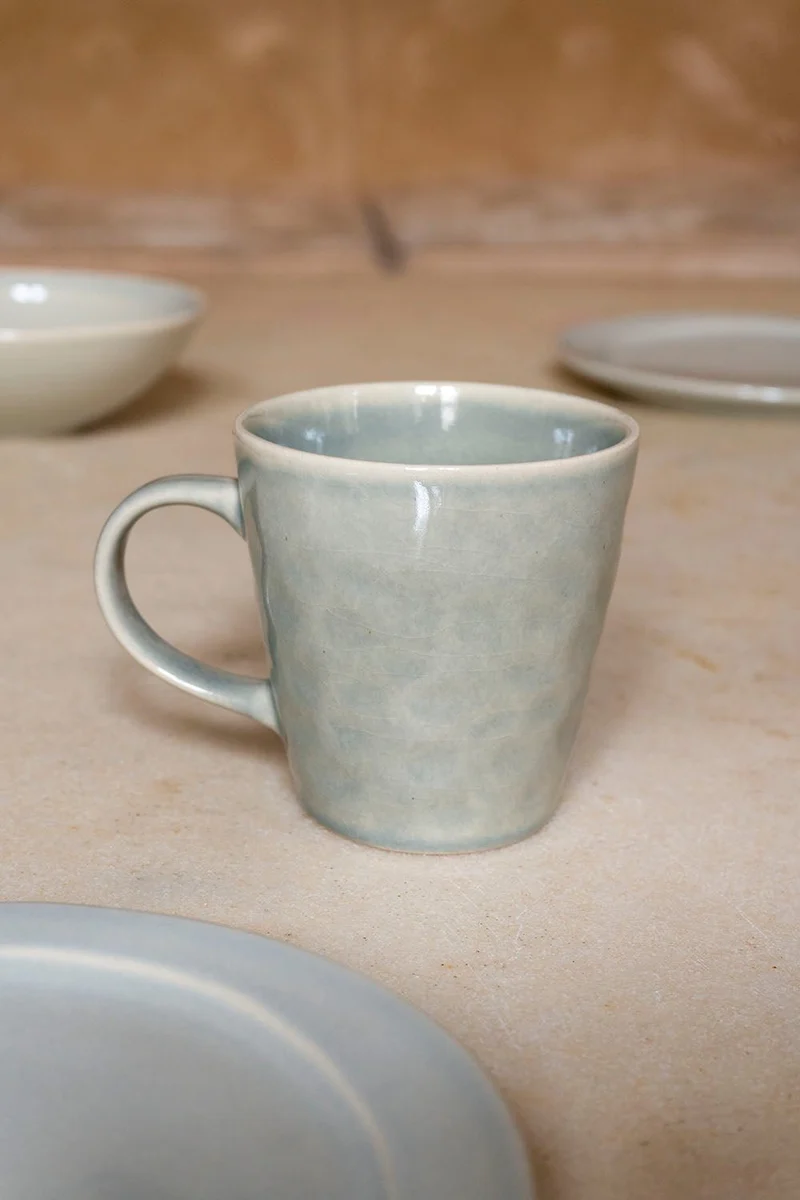 Taza De Gres Con Diseño Irregular