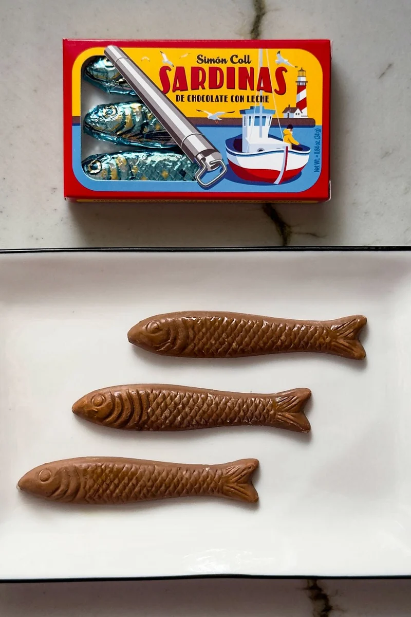 Sardinas De Chocolate Con Leche