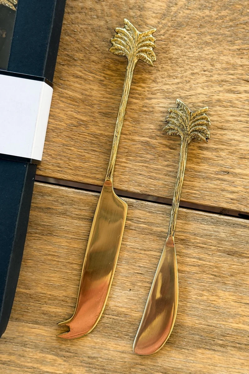 Set De 2 Cuchillos De Bronce Con Diseño De Palmeras