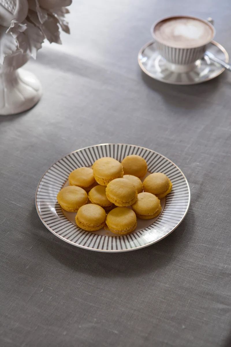 Plato Postre Blanco Y Gris Cristina Oria