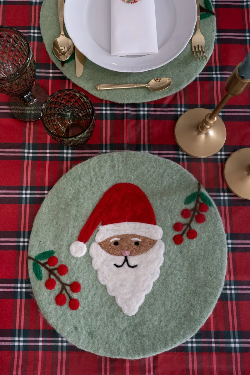 Individual De Fieltro Verde Con Diseño De Papa Noel