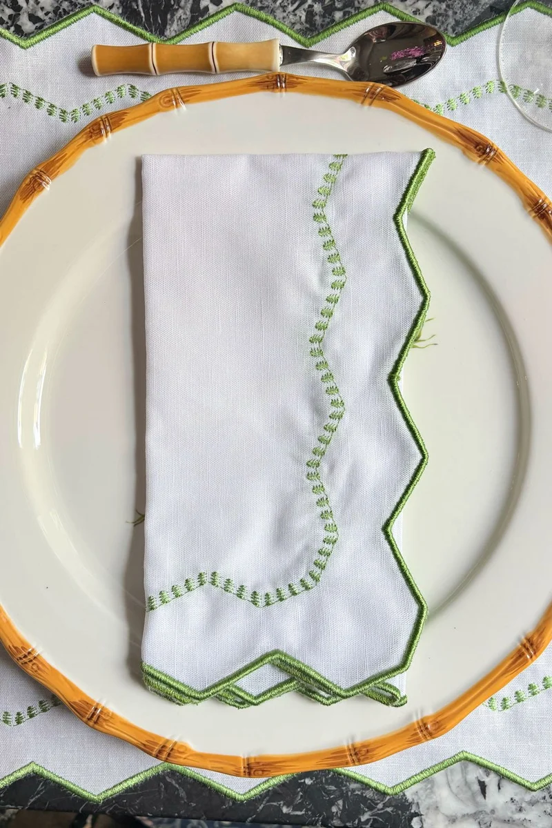 Servilleta Con Borde Zigzag Blanco Y Verde