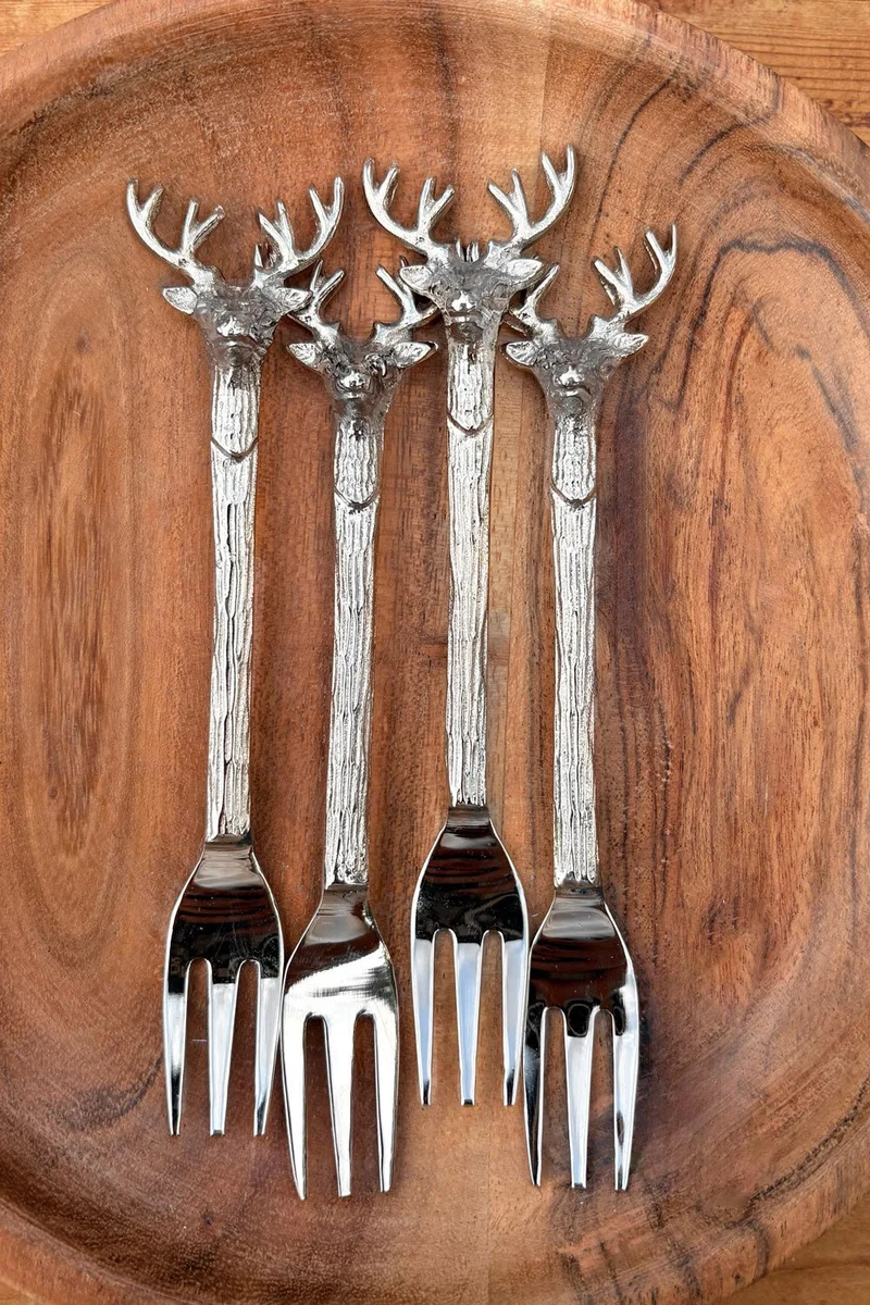 Set De 4 Tenedores Con Diseño De Ciervo