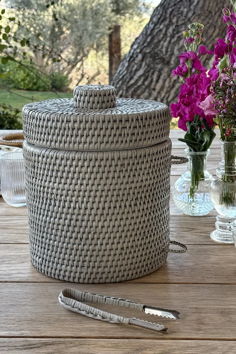 Cubitera De Ratán Con Tapa Y Pinza Gris