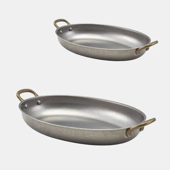 Cazuela oval de acero inox mate con asa de latón vintage. Varias medidas - 3 Uds.