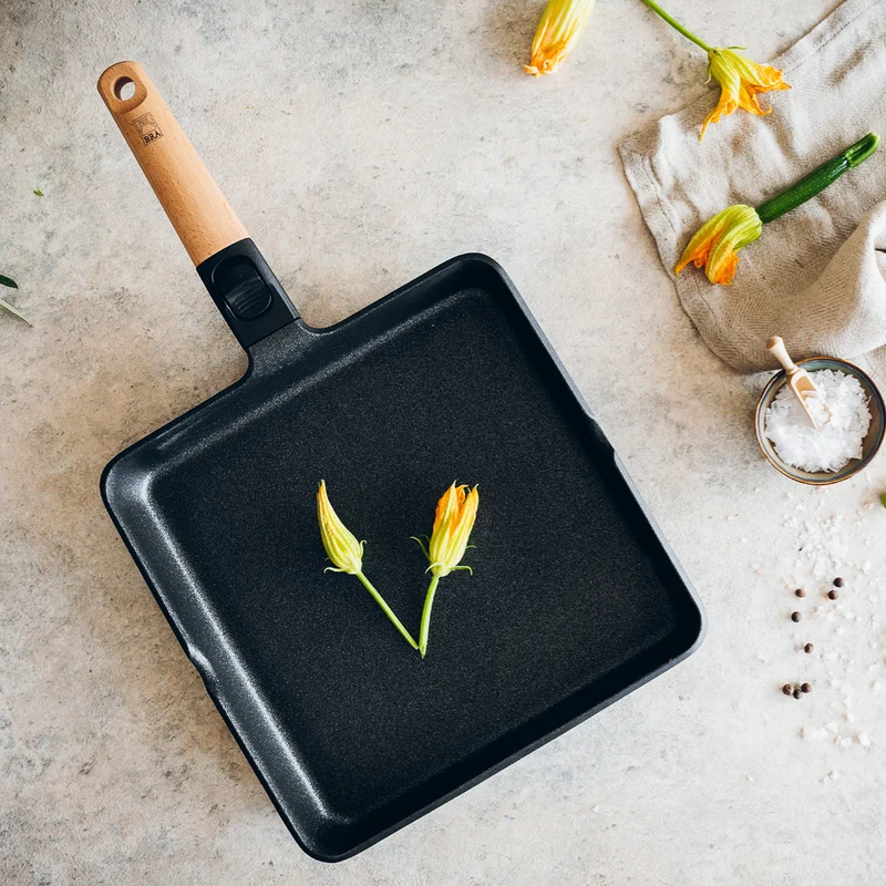 Grill liso antiadherente y mango madera desmontable Market BRA