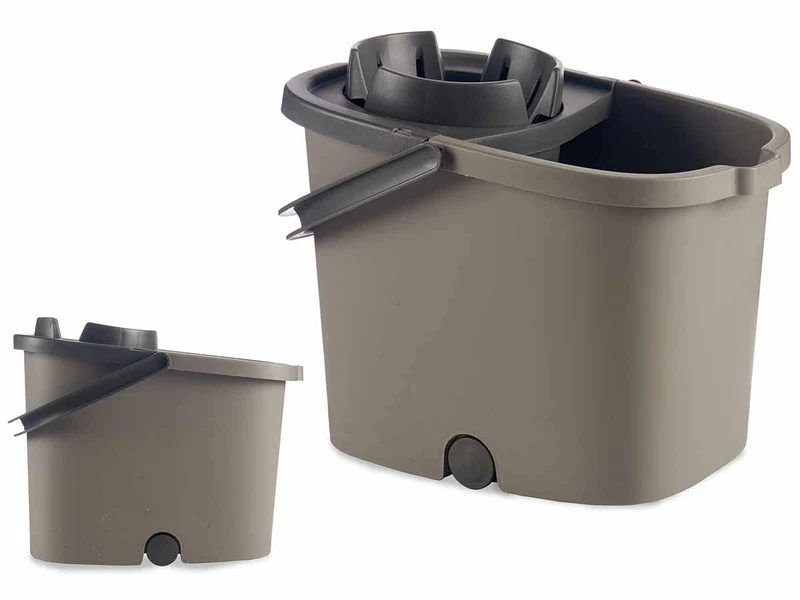 CUBO FREGAR PLASTICO CON RUEDAS 16L TAUPE