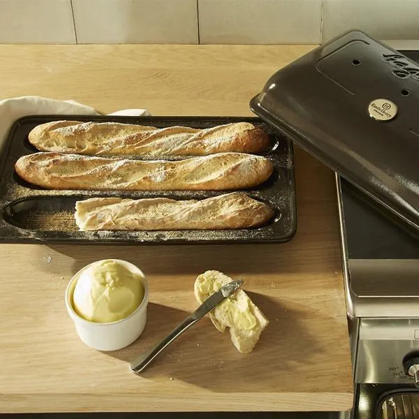 Horno cerámico para baguettes Emile Henry Negro