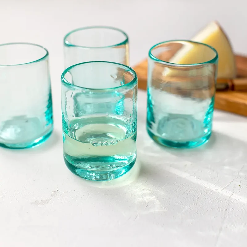 Kit 4 Vasos de Vidrio Clásicos Pequeños