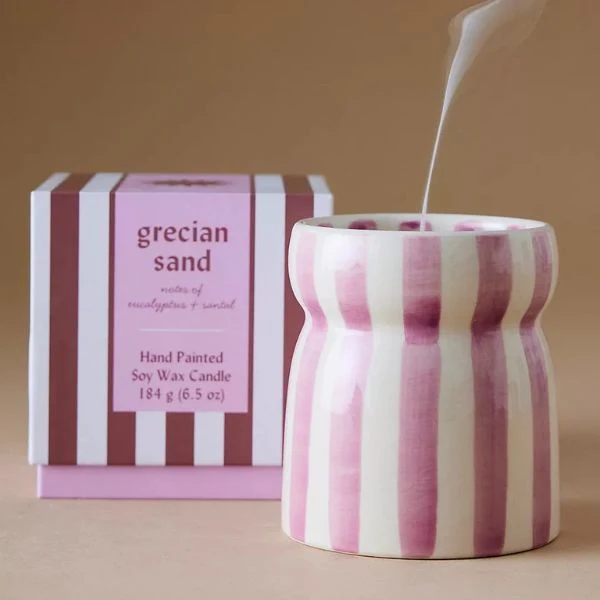 Vela de Cerámica Cabana con Rayas Lavanda - Grecian Sand