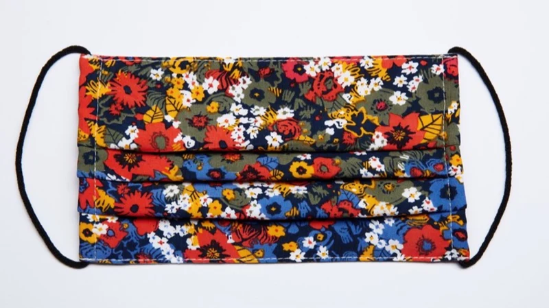 MASCARILLA FLORES 2