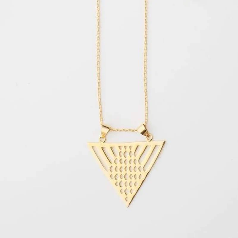 COLGANTE DIVINE LATON CHAPADO ORO
