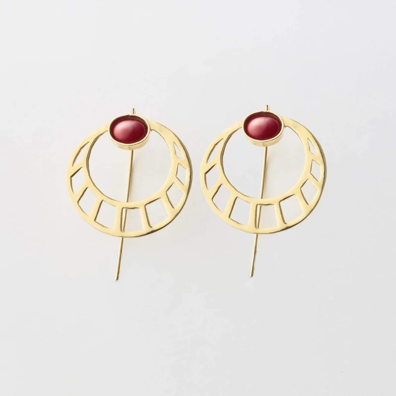 PENDIENTES LATÓN CHAPADO ORO (GRANATE)
